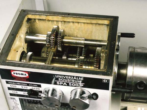 Креслення коробки швидкостей токарного верстата SPA-500 SPA-500 Креслення коробки швидкостей токарного верстата